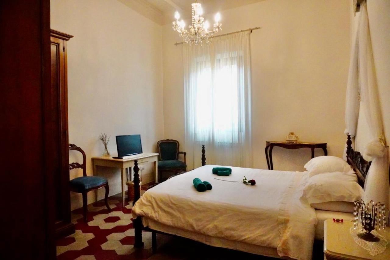 Suite Apartament Montevarchi Kültér fotó